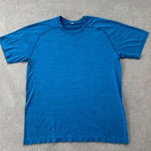 lululemon athletica Short Sleeve Blue Tee
